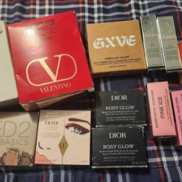 Valentino Red Blush Makeup